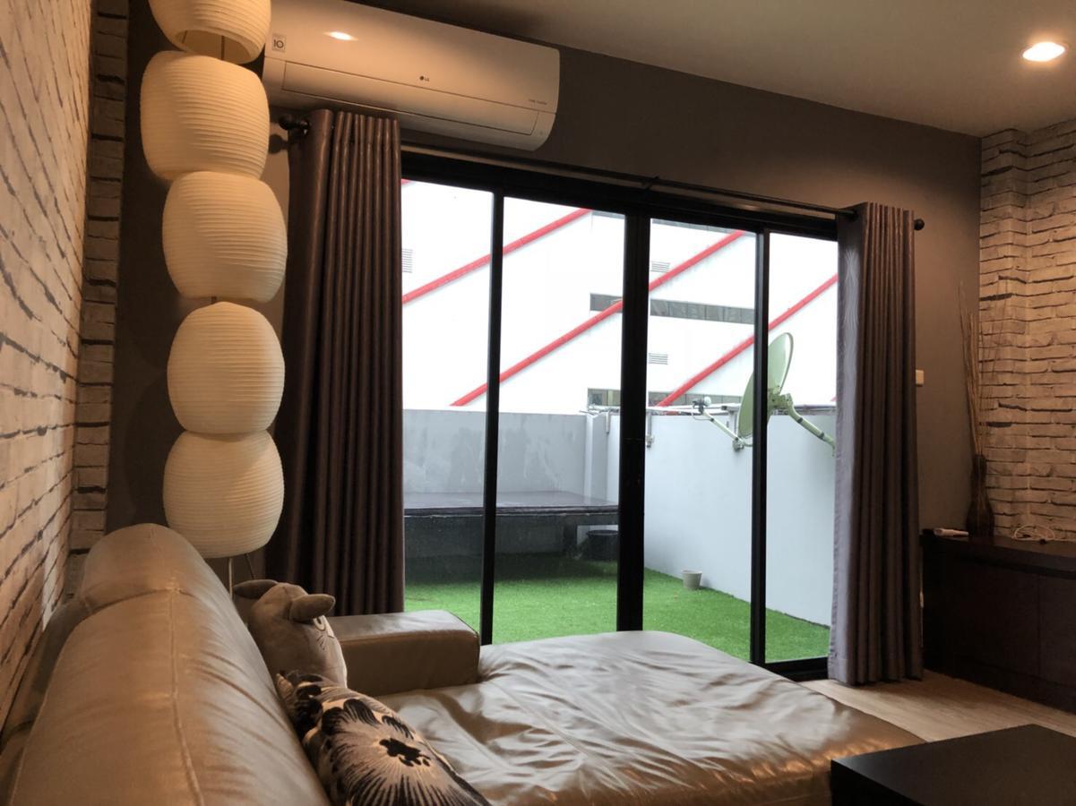 Rooftop Room Пак-Крет Экстерьер фото
