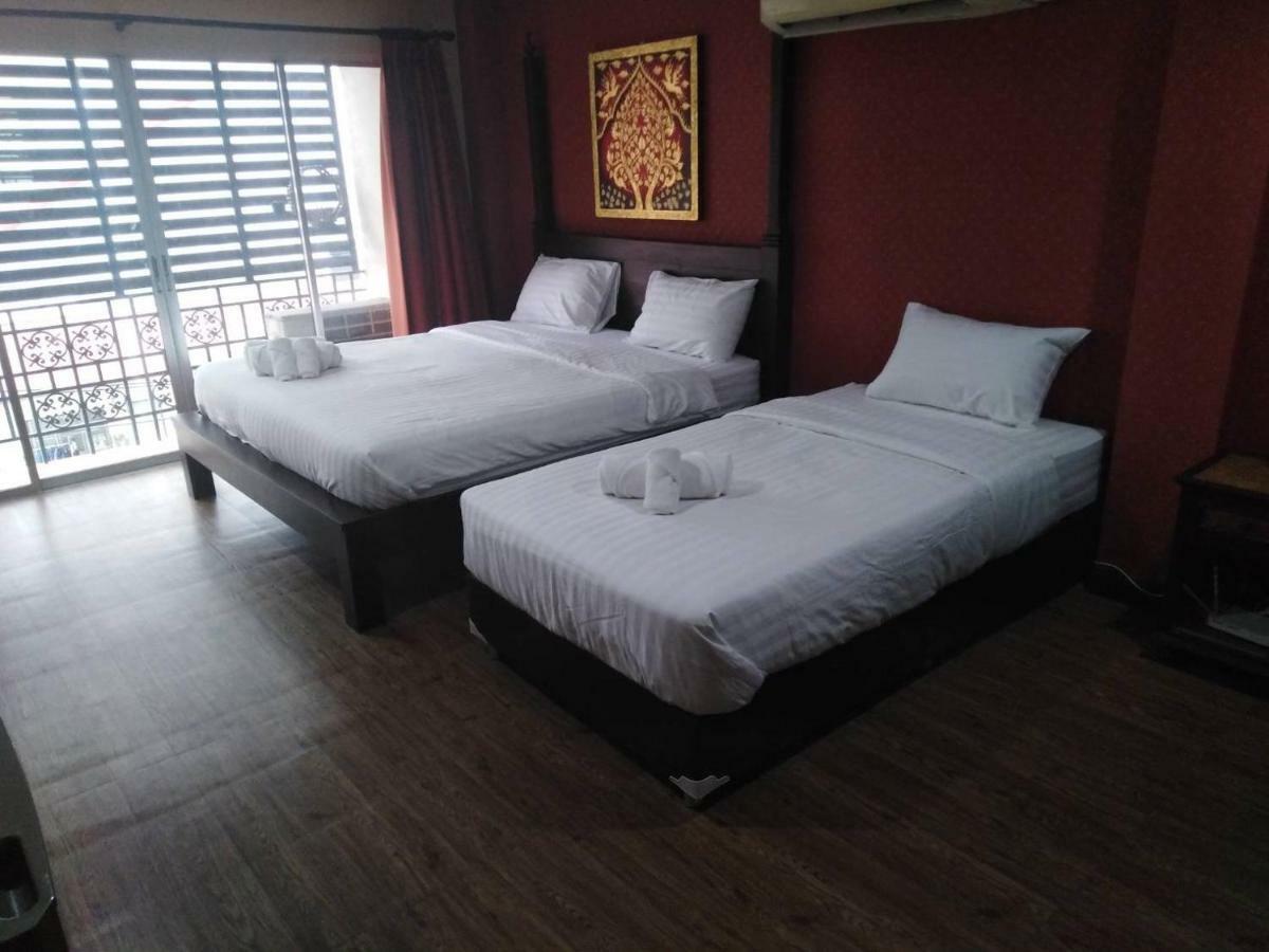 Rooftop Room Пак-Крет Экстерьер фото